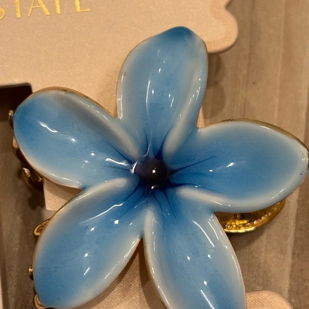 NWT Sunday State plumeria metal Hair Clips Set of 2- Yellow & blue